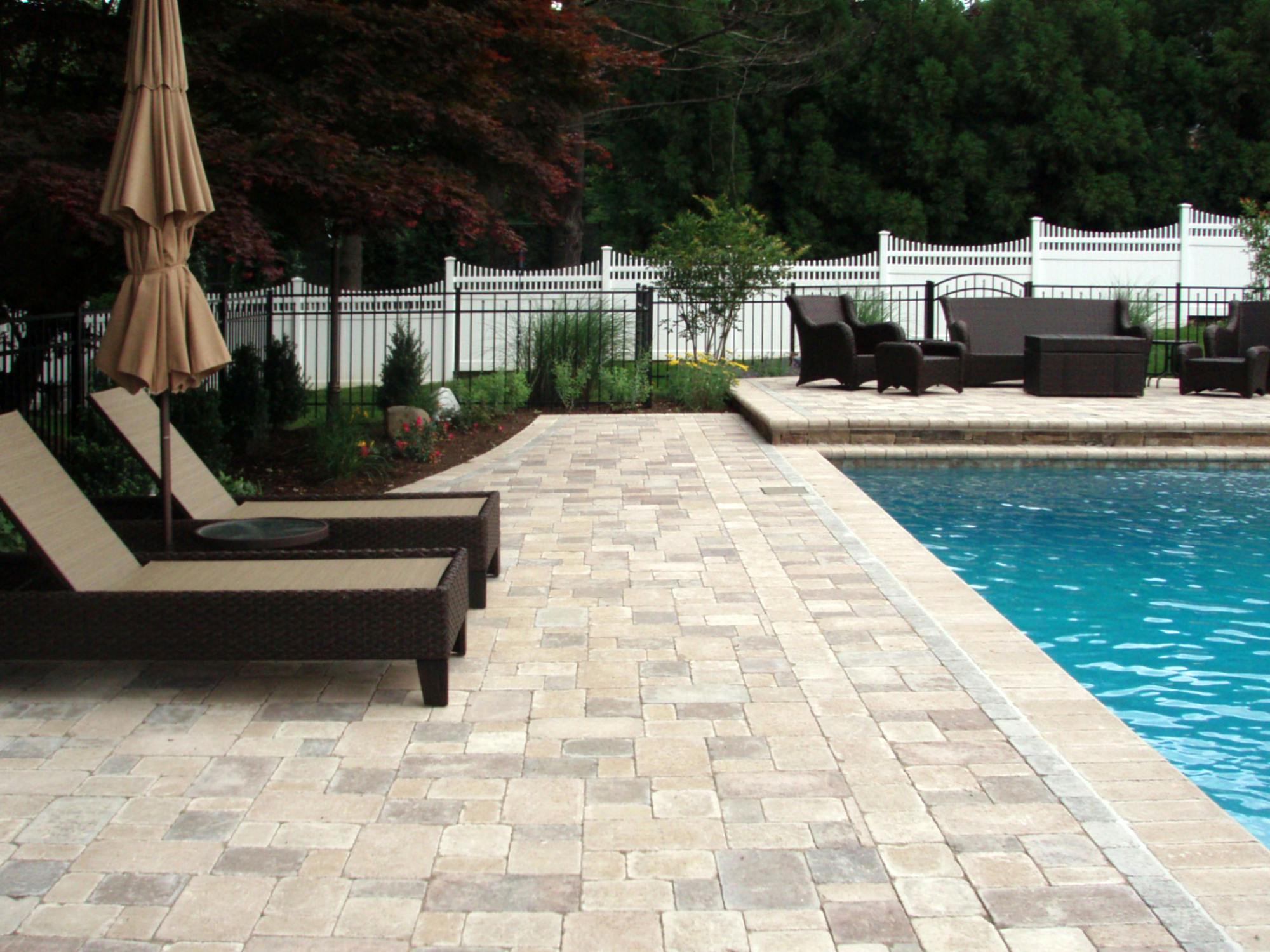 How to Choose Paving Stone Pavers for a Patio